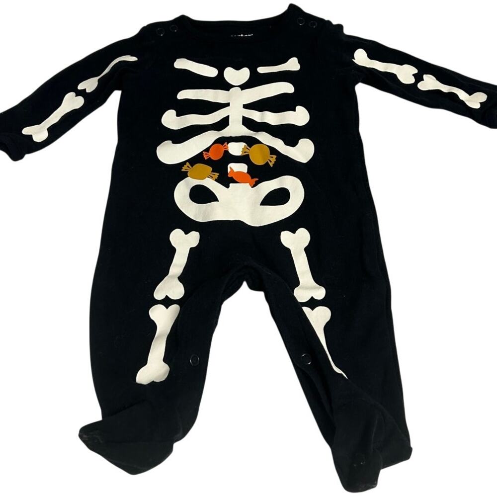 Carters 3m baby Hallowen skeleton sleep & play footed bones and candy - Picture 1 of 3